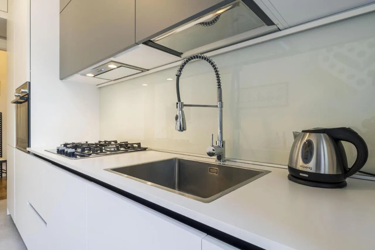 Appartamento Easylife - Comoda Residenza Con Terrazzino Abitabile In Zona Sant Ambrogio Milano Italia